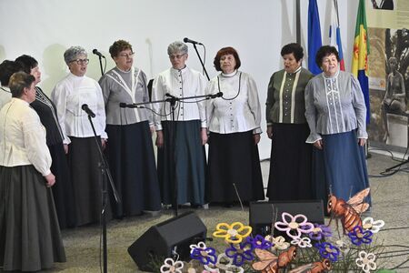 Ljudske pevke Cebelice 25 let delovanja (9)